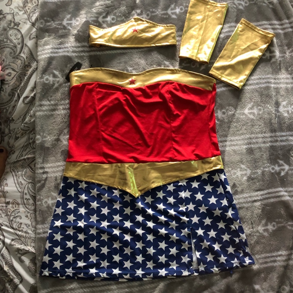Same day shipping NWT Wonder Woman Costume